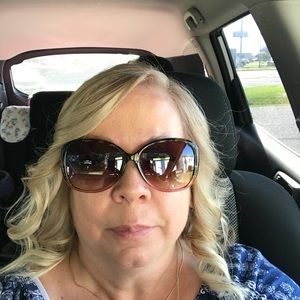 Meet your Posher, Dawn